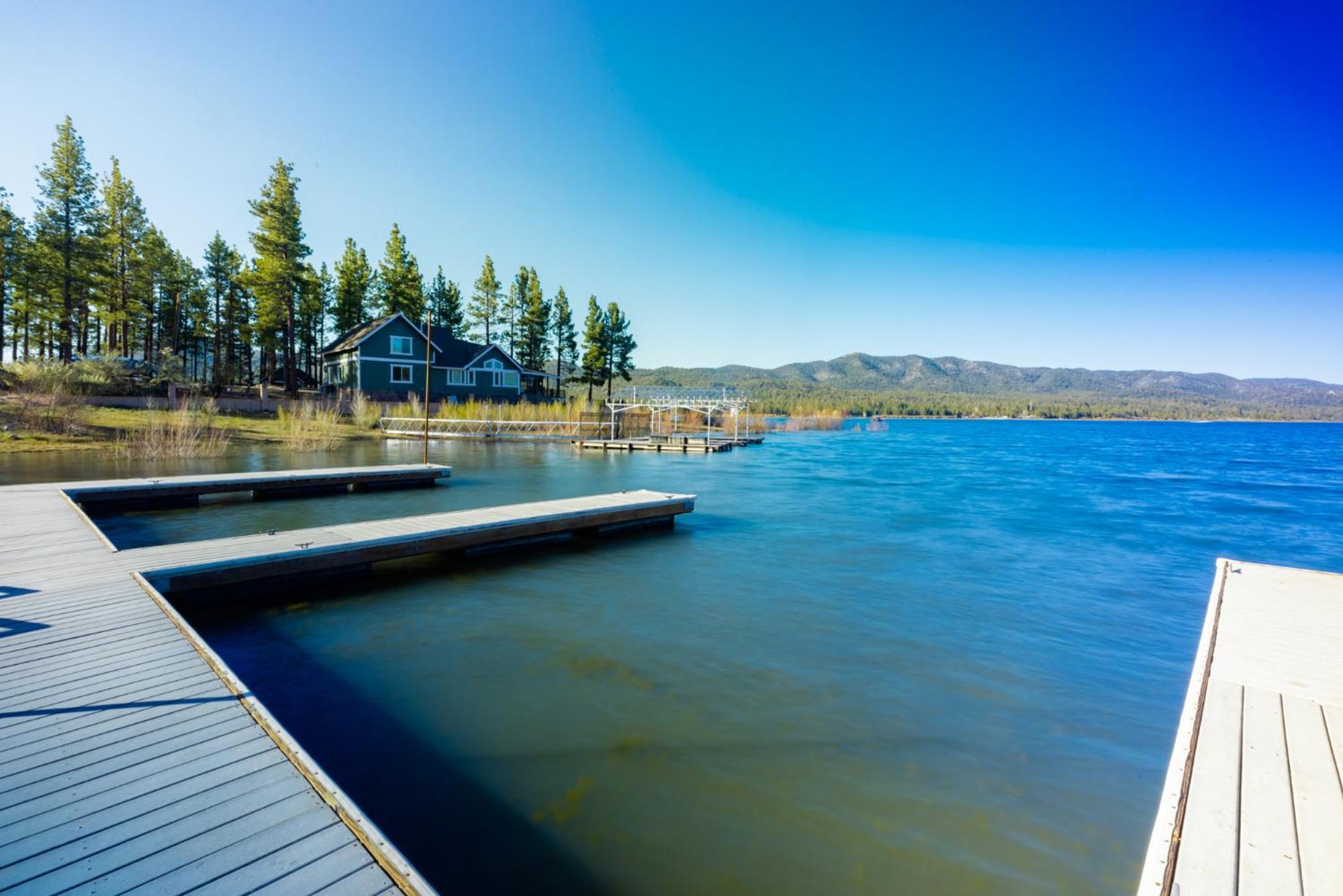 Big Pines Couple Lakeview Studio Cabin By Big Bear Vacations بيغ بير لاكي، سان بيرناردينو، كاليفورنيا المظهر الخارجي الصورة